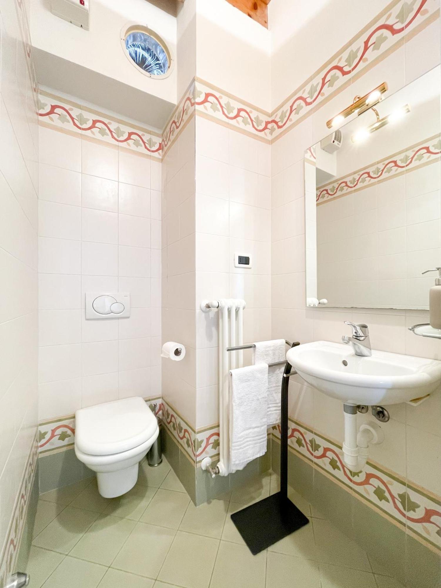 Villa Luminosa Laglio - Private Parking, Garden Zewnętrze zdjęcie